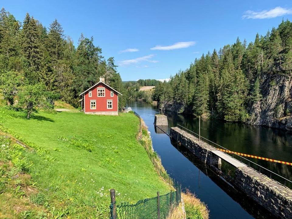 Hotel Vrangfoss Slusevokterbolig Funnemark Esterno foto
